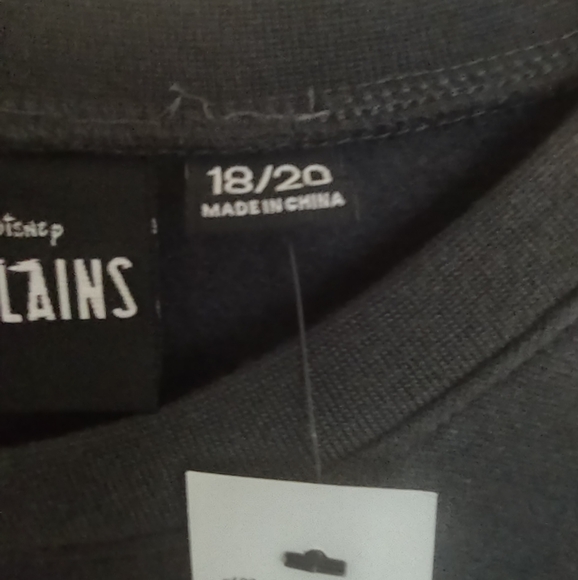 Disney Villainous Graphic Sweatshirt - Picture 4 of 5